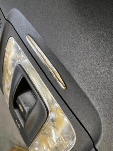 LAMPKA OŚWIETLENIE PODSUFITKI PRZÓD SZYBERDACH SOS SCHOWEK MERCEDES A W177