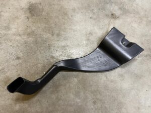 KANAŁ PRZEWÓD WLOT DOLOT POWIETRZA PEUGEOT 2008 II