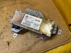 MODUŁ ODBIORNIK WZMACNIACZ RADIA SATELITARNEGO SIRIUS MERCEDES GL X166