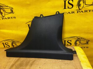 POSZYCIE OSŁONA SŁUPKA ŚRODKOWEGO B PRAWY MERCEDES A W177