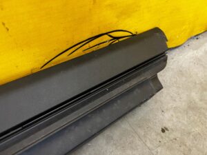 LISTWA NAKŁADKA PROGOWA PRÓG PRAWA PRAWY FORD ESCAPE MK4