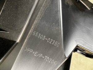 STELAŻ DOLNY DESKI KOKPITU DESKA KONSOLA DOLNA DÓŁ TOYOTA AURIS II EU