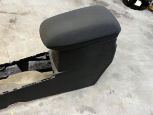 TUNEL ŚRODKOWY PODŁOKIETNIK TOYOTA AURIS II LIFT EU