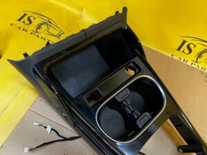 RAMKA OSŁONA DEKOR TUNEL ŚRODKOWY MERCEDES A W177 AMG PIANO BLACK