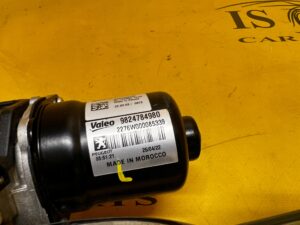 MECHANIZM SILNIK WYCIERACZEK PRZÓD PEUGEOT 2008 II EU