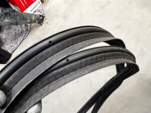 USZCZELKA KLAPY TYŁ BAGAŻNIKA TOYOTA AURIS II HB