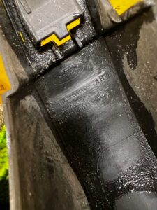 LISTWA NAKŁADKA PROGOWA PRÓG PRAWA PRAWY FORD ESCAPE MK4