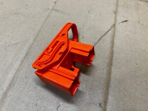 BEZPIECZNIK BATERII AKUMULATORA TOYOTA AURIS II 1.8 HYBRID