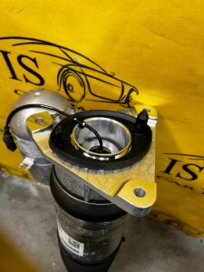 NOWY AMORTYZATOR PNEUMATYCZNY TYŁ TYLNY PRAWY AUDI A8 D5