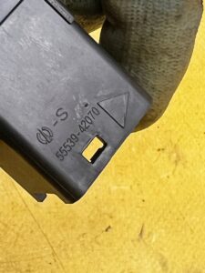 ZAŚLEPKA OSŁONA GUZIK PRZYCISKU PRZEŁĄCZNIKA TOYOTA RAV4 V