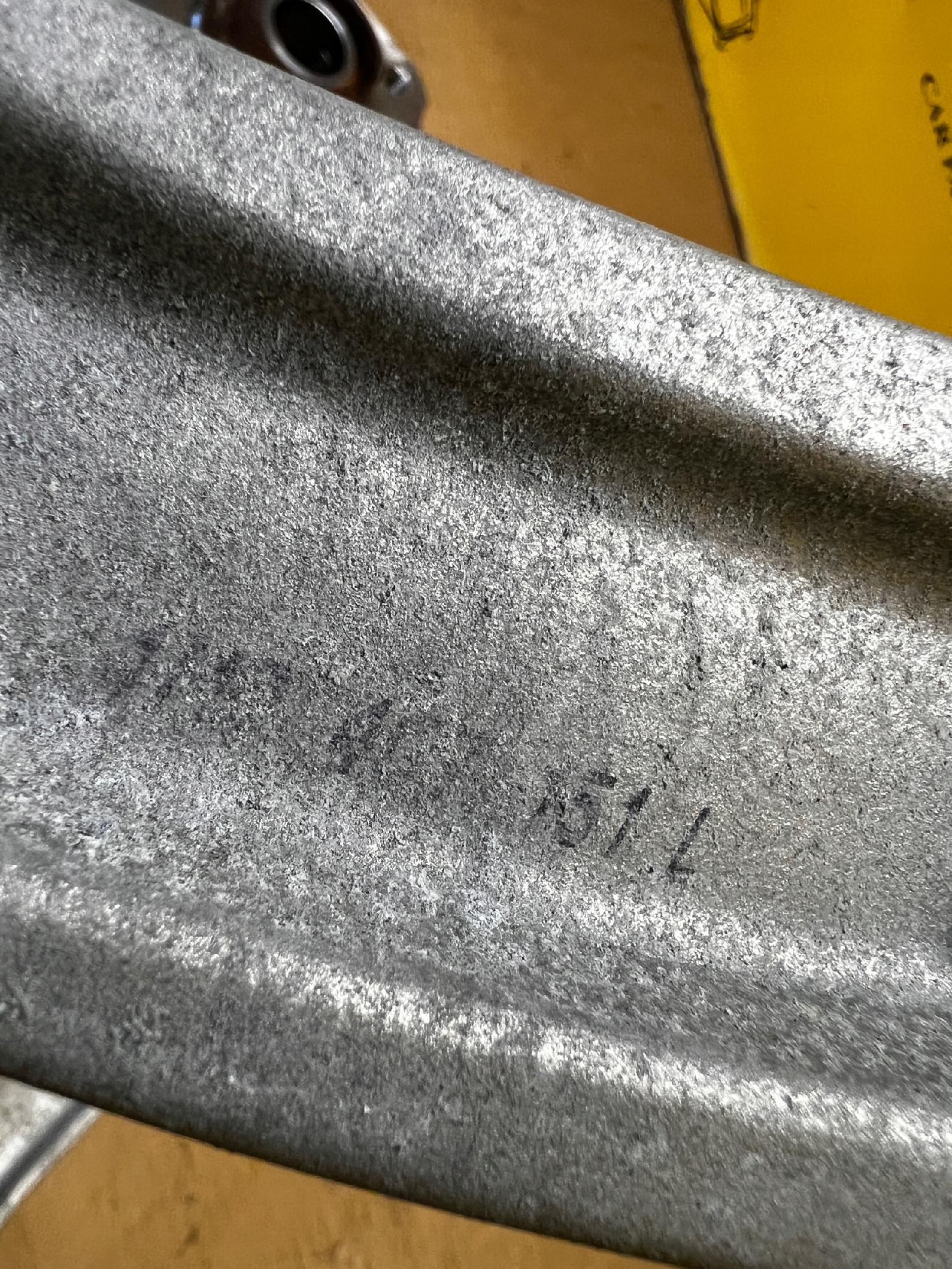 NOWY WAHACZ PRZÓD PRZEDNI LEWY AUDI A8 D5