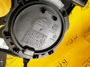 OSŁONA RAMKA TUNELU UCHWYT NA KUBKI CUPHOLDER FORD KUGA MK3 LIFT EU