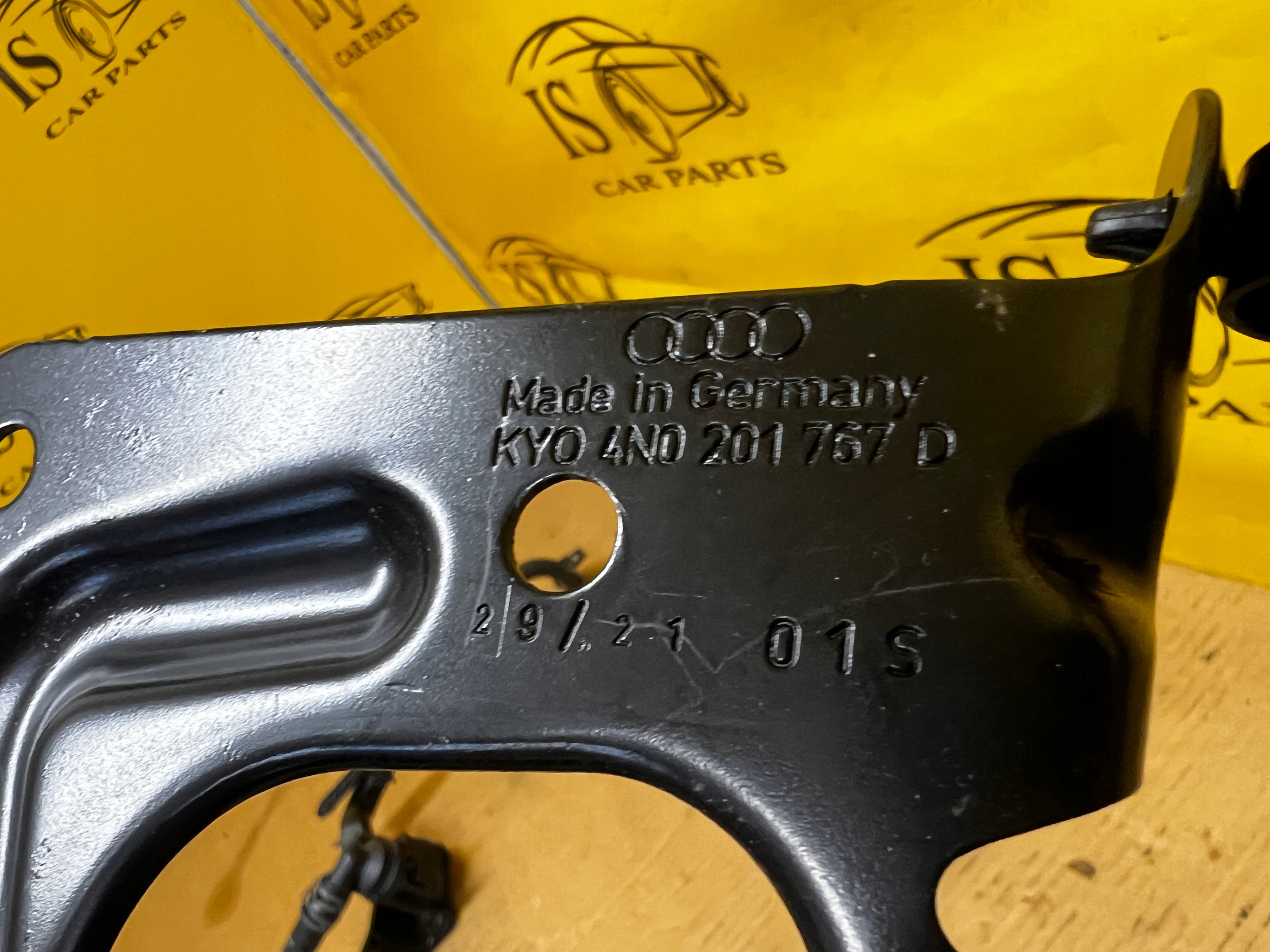 FILTR WĘGLOWY PAR PALIWA AUDI A8 D5 3.0 TFSI