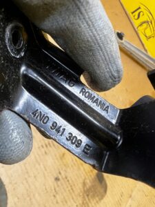 NOWY CZUJNIK POZIOMOWANIA ŚWIATEŁ TYŁ LEWY AUDI A8 D5