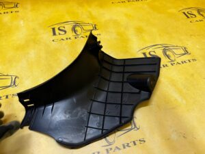 PLASTIK OSŁONA POSZYCIE PROGU SŁUPKA A PRZÓD PRAWY PRAWA TOYOTA RAV4 V