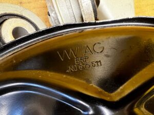 TARCZA KOTWICZNA BLACHA OSŁONA TARCZY HAMULCOWEJ TYŁ LEWY AUDI A8 D5