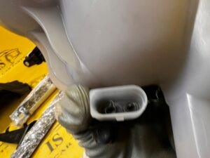 ZBIORNIK ZBIORNICZEK WYRÓWNAWCZY PŁYNU AUDI A8 D5