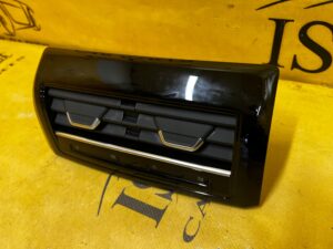 KRATKA KRATKI NAWIEWU POWIETRZA DLA PASAŻERÓW TYŁ PIANO BLACK AUDI A8 D5