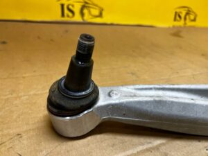 NOWY WAHACZ PRZÓD PRZEDNI LEWY AUDI A8 D5