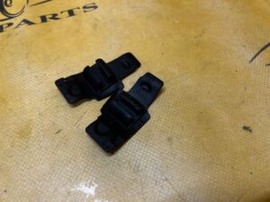 KOMPLET WSPORNIK UCHWYT MOCOWANIE AUDI A8 D5