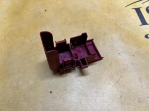 KLEMA PLUS PLUSOWA OSŁONA KLEMY PLUSOWEJ TOYOTA RAV4 V 2.5 HYBRID