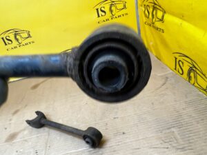 WAHACZ TYŁ TYLNY DOLNY POPRZECZNY PRAWY LEWY TOYOTA RAV4 V