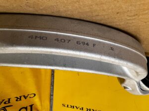 NOWY WAHACZ PRZÓD PRZEDNI PRAWY AUDI A8 D5