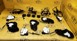 KOMPLET ZAMKI ZAMEK DOCIĄGI DOCIĄGANIE DOMYKANIE DRZWI AUDI A8 D5