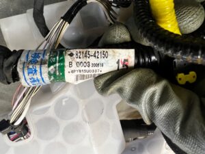 WIĄZKA INSTALACJA DESKI KONSOLI TOYOTA RAV4 V 2.5 HYBRID