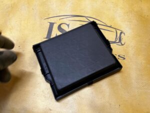 WKŁADKA PÓŁKA SCHOWKA PODŁOKIETNIKA TUNELU ŚRODKOWEGO TOYOTA RAV4 V