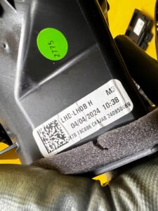 OSŁONA RAMKA LICZNIKA ZEGARÓW DESKI KRATKA NAWIEWU FORD KUGA MK3 LIFT EU