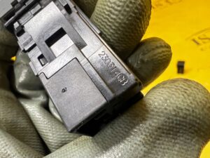 PRZYCISK PRZEŁĄCZNIK PODGRZEWANIA GRZANIA KIEROWNICY TOYOTA RAV4 V