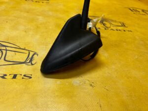 ANTENA DACHOWA GPS FORD FIESTA MK8 H1BT-19G461-JC