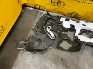 OSŁONA WYGŁUSZENIE ŚCIANY GRODZIOWEJ PODSZYBIA AUDI A8 D5 EU