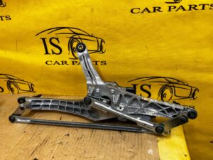 SILNIK MECHANIZM WYCIERACZEK PRZÓD AUDI A8 D5 EU