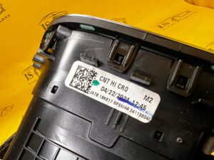 KRATKA NAWIEWU ŚRODKOWA DESKI KONSOLI FORD KUGA MK3 LIFT EU