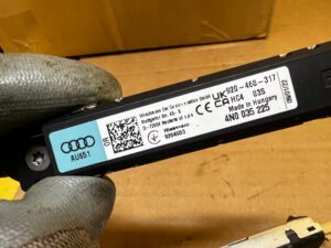 MODUŁ WZMACNIACZ ANTENY ANTENOWY AUDI A8 D5