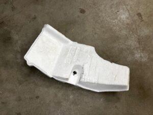 WYPEŁNIENIE WYGŁUSZENIE STYROPIAN PODŁOGI TOYOTA RAV4 V