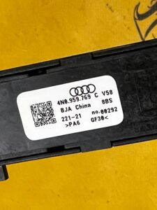 PANEL PRZEŁĄCZNIK PAMIĘCI FOTELA TYŁ LEWY PIANO BLACK AUDI A8 D5