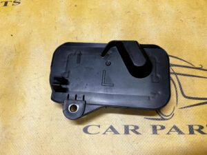 OSŁONA PLASTIK ZAŚLEPKA ŚRUB LUSTERKA DRZWI PRZÓD LEWY TOYOTA RAV4 V