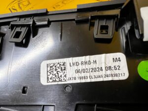 KRATKA NAWIEWU PRAWA DESKI KONSOLI FORD KUGA MK3 LIFT EU