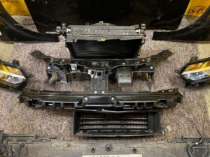 KOMPLET PRZÓD ZDERZAK 6 X PDC MASKA LAMPY DACIA SANDERO III 676 1.0 SCE 22R