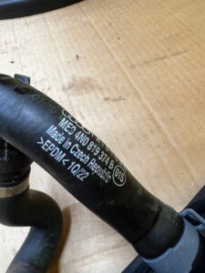 KOMPLET MAGISTRALA PRZEWÓD RURA RURKA WĄŻ WODY AUDI A8 D5 3.0 TFSI