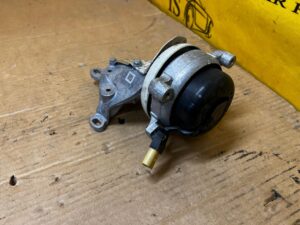 WSPORNIK PODUSZKA MOCOWANIE SKRZYNI BIEGÓW LEWA LEWY AUDI A8 D5 3.0 TFSI