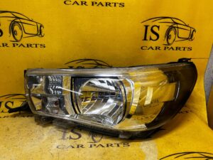 LAMPA REFLEKTOR PRZÓD PRZEDNIA LEWY LEWA TOYOTA HILUX VIII 2020