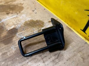 MOCOWANIE KANAPY FOTELI TYŁ LEWY LEWE TOYOTA RAV4 V