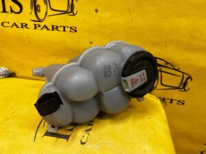 ZBIORNIK ZBIORNICZEK WYRÓWNAWCZY PŁYNU AUDI A8 D5