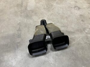 KANAŁ PRZEWÓD WLOT DOLOT POWIETRZA DESKI KONSOLI TOYOTA RAV4 V