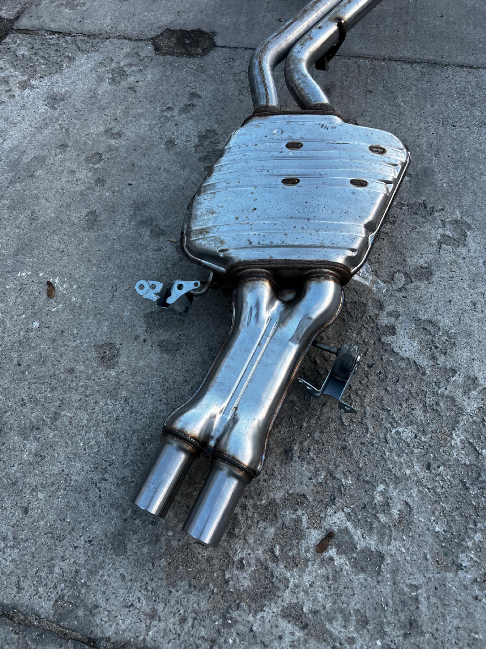 KOMPLET UKŁAD WYDECHOWY WYDECH TŁUMIK AKTYWNY AUDI A8 D5 LONG 3.0 TFSI