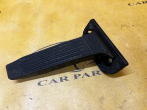 PEDAŁ POTENCJOMETR GAZU AUTOMAT TOYOTA RAV4 V